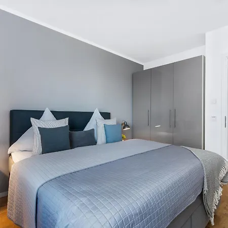 Perlentaucher App 9 אולפניץ